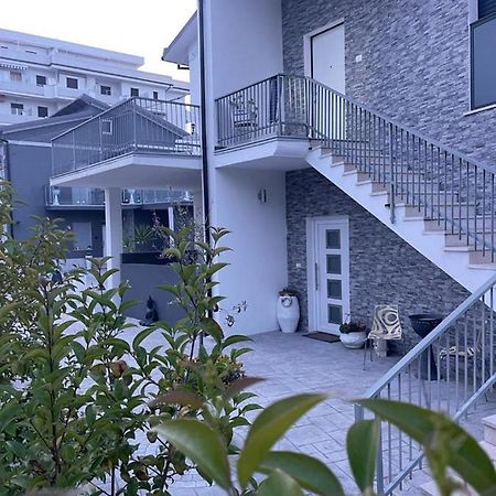 Un Passo Dal Mare Bed&Breakfast San Salvo Marina Exterior foto